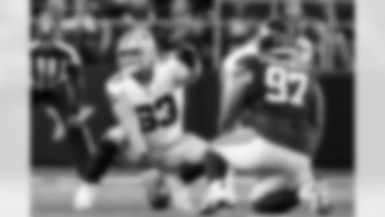 Chargers agree to terms with Tyler Biadasz - 4