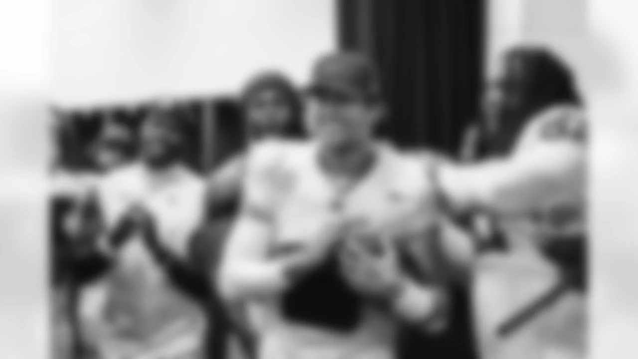 Rams quarterback Matthew Stafford earns first NFL MVP honor, makes big announcement - 3