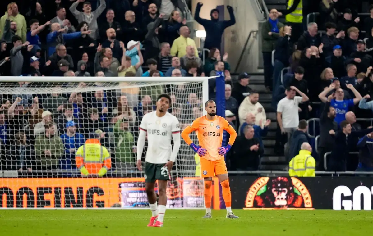 Chelsea suffer 3-0 humbling by superb Everton as Blues implode on Merseyside - Liam Rosenior could only sit and scribble in his notebook while this latest horror show unfolded, writes KIERAN GILL - 4
