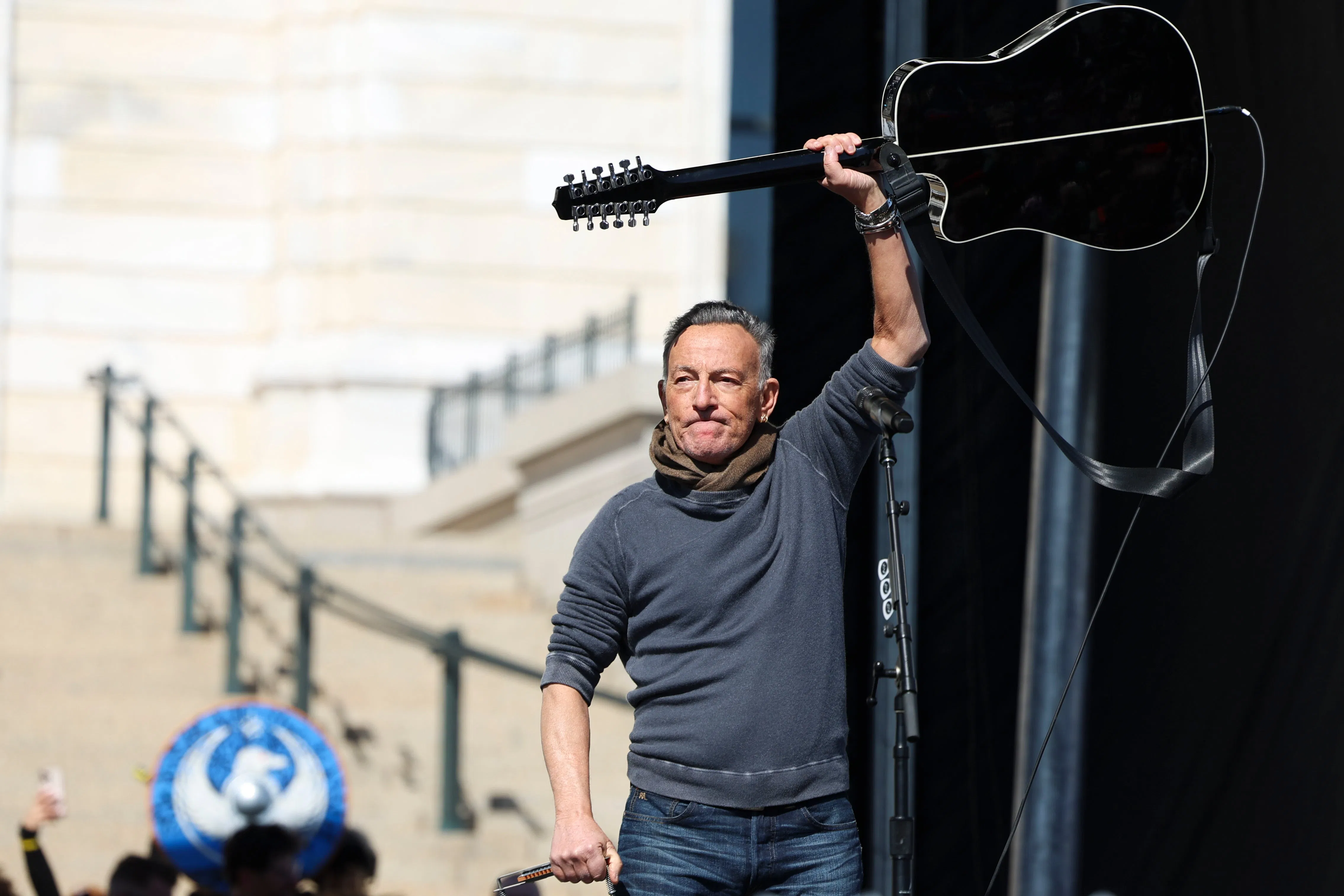 SPRINGSTEEN TRIGGERS PRESIDENT... - 2