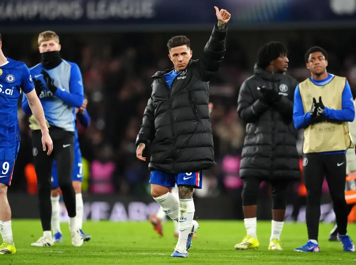 Chelsea BAN Enzo Fernandez: Liam Rosenior slaps star with two-match suspension and says 'a line was crossed' following controversial public comments about his future - 2