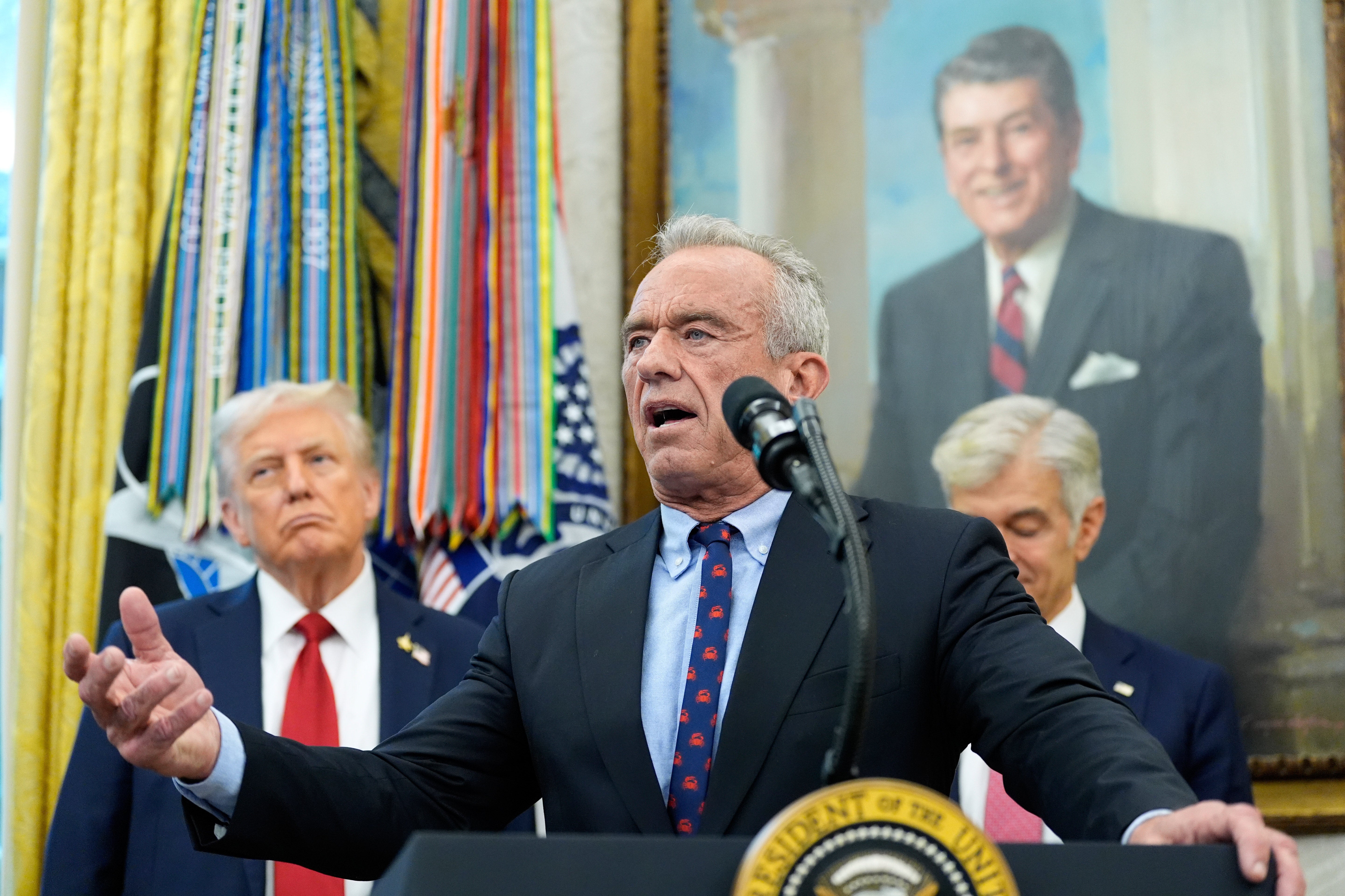 RFK Jr. Allies Target States to Overturn Vaccine Mandates for Schools - 3