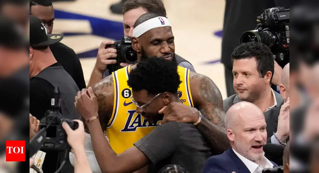 NBA 2026 Crisis: Lakers vs Spurs Loss Signals LeBron Setback Amid Curry's All-Star Absence - 1