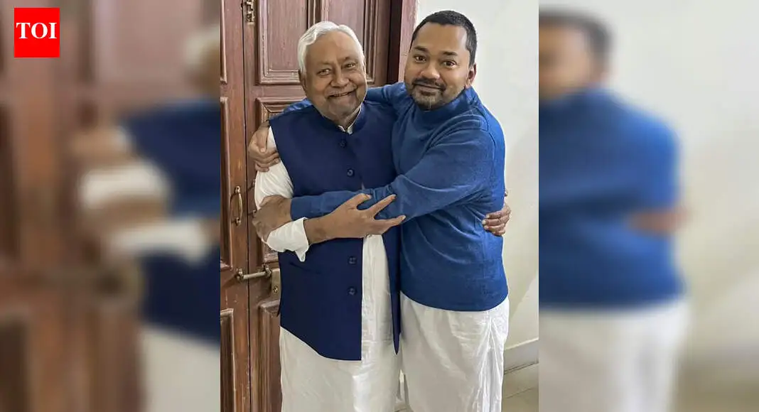 Nitish’s son Nishant all out in public before getting any role in the party - 4