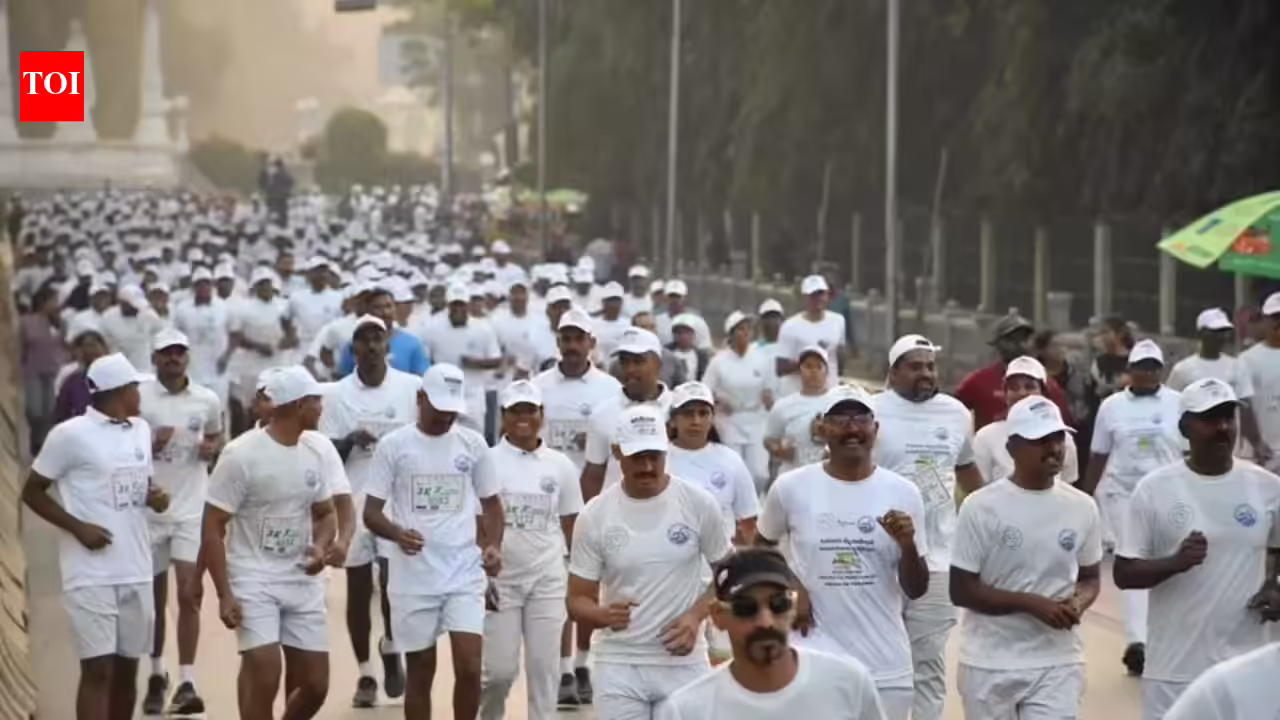 Swachhata Road Show draws good response in Mysuru - 1