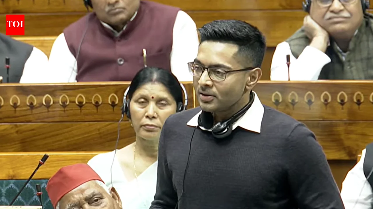 Parliament Budget Session Day 11 LIVE: Lok Sabha to present reports, discuss Labour Law Amendment Bill - 3