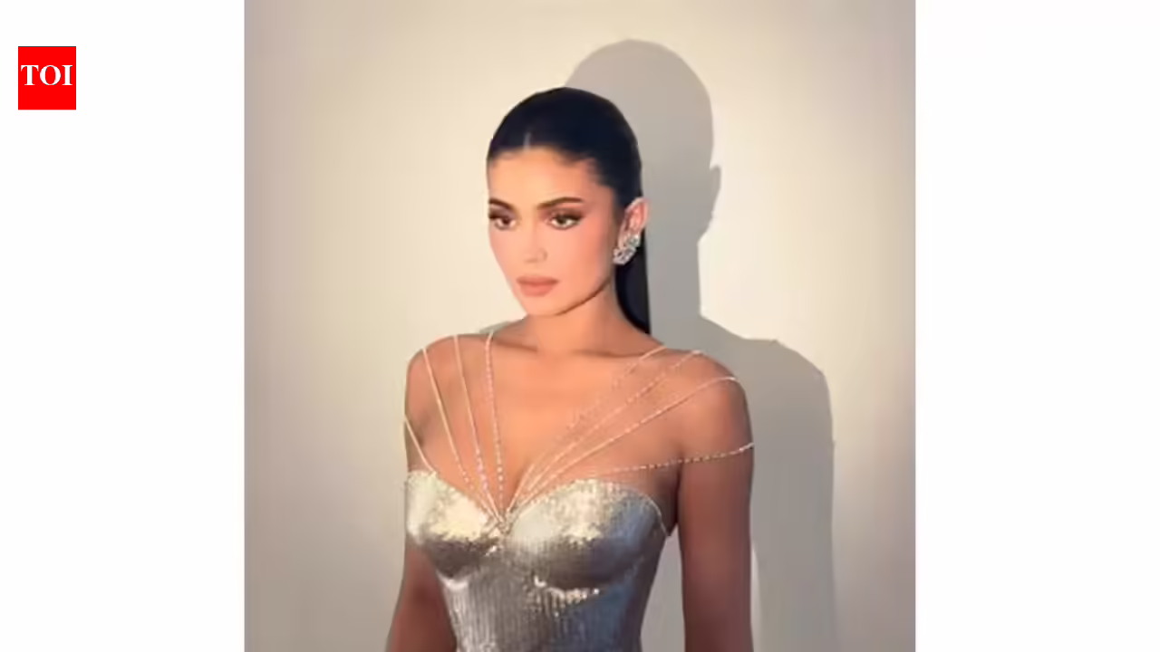 Kylie Jenner ‘wants to do more’ acting after film debut in The Moment - 3
