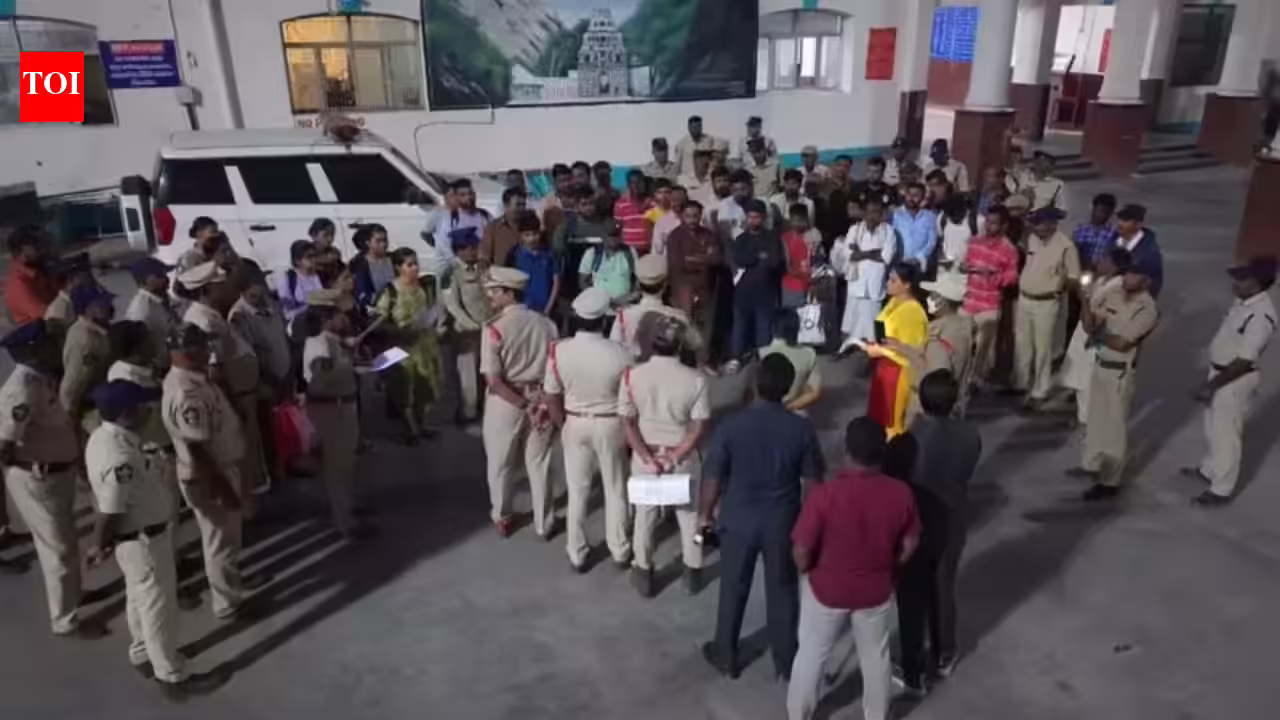 Mega Anti-Drug Drive Under ‘Operation Vajraprahar’ in Nellore, Prakasam Districts - 2