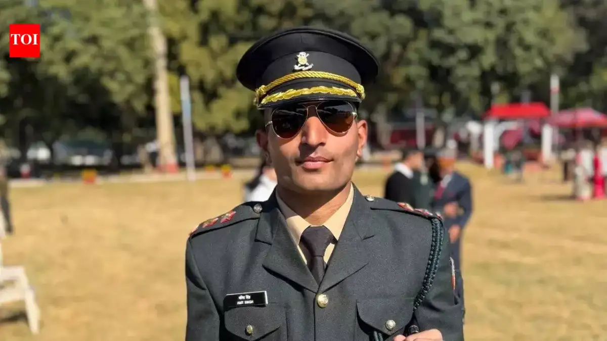 Army officer dies of heart attack during swimming in Belagavi - 1