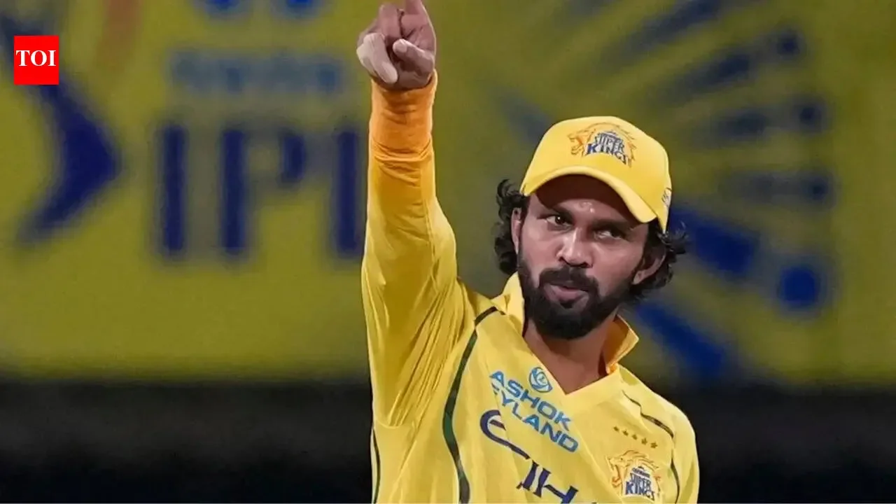 IPL: Chennai crowd forces Ian Bishop to say 'sorry' during CSK vs PBKS toss - Watch - 3