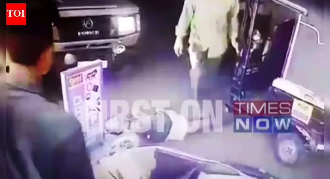 Man falls to death from multi-storey building in Kochi - 3