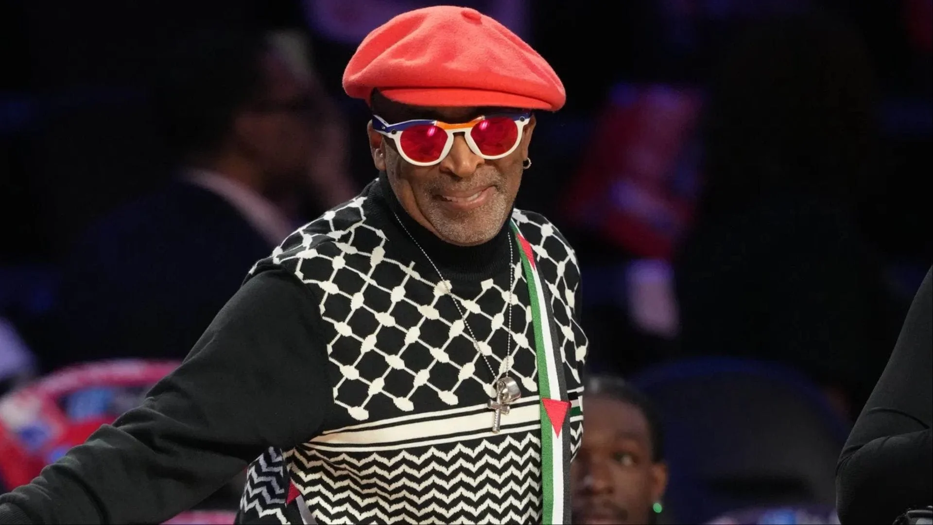 Spike Lee wears pro-Palestinian outfit to NBA All-Star Game with Israeli-born player competing - 2