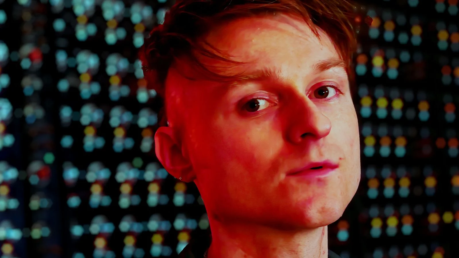 YouTuber and 'experimental' singer LOOK MUM NO COMPUTER to represent UK at Eurovision 2026 - 2