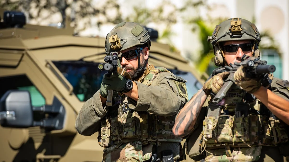 Where are all the 'Don't tread on me' Americans? - 1