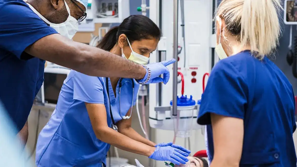 Trauma patients recover faster when medical teams know each other well, new study finds - 1