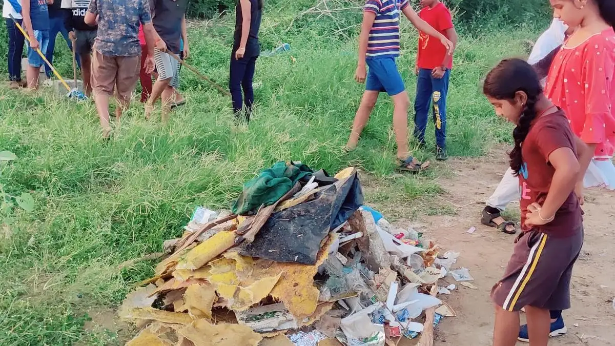 Children lead No-Plastic run on Krishna river bank - 1