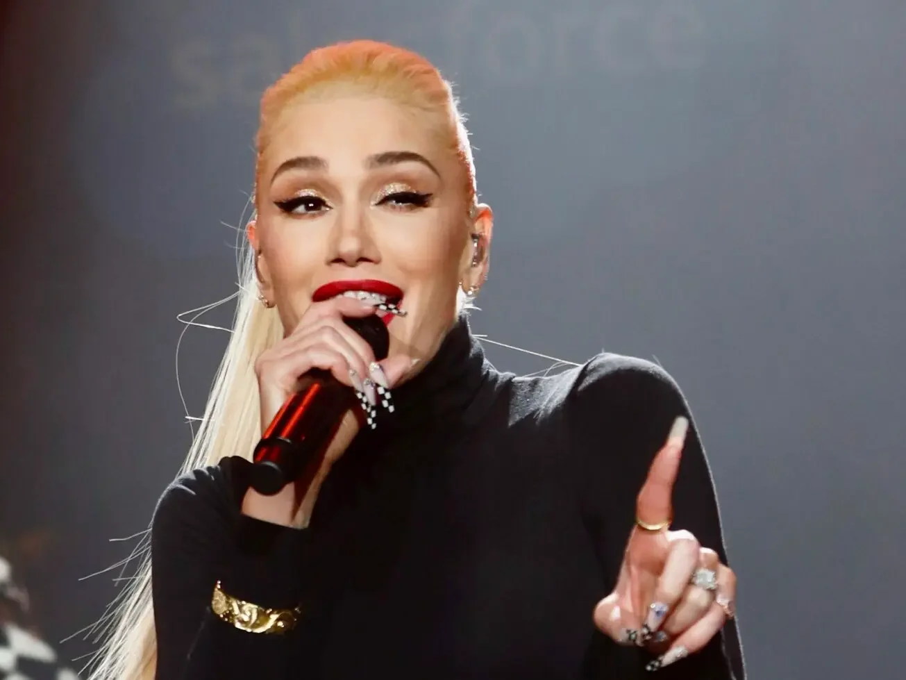 Gwen Stefani reveals how she found religion after becoming pregnant at 44 - FemaleFirst - 4