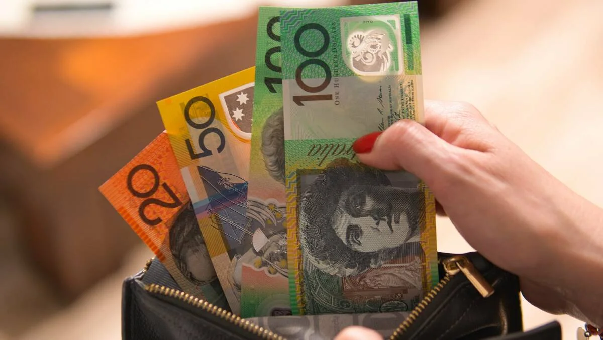 The race for Farrer, and a strange saga that left the Liberals in shock - 3