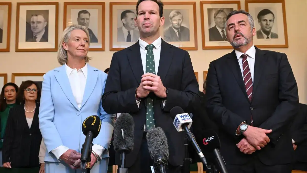 Funding for Olympic rowing in Rockhampton not guaranteed - 1