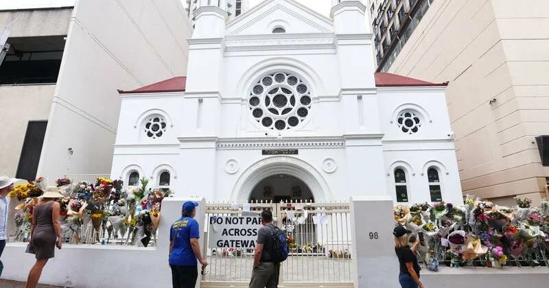Brisbane Synagogue rammed in 'targeted attack' - 2