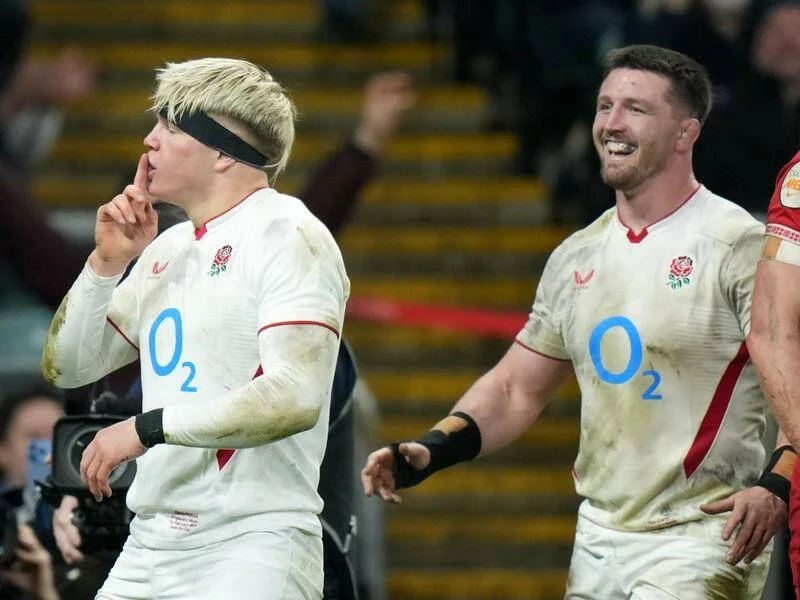 'Wonderfully different' Pollock ready to fire up England - 4