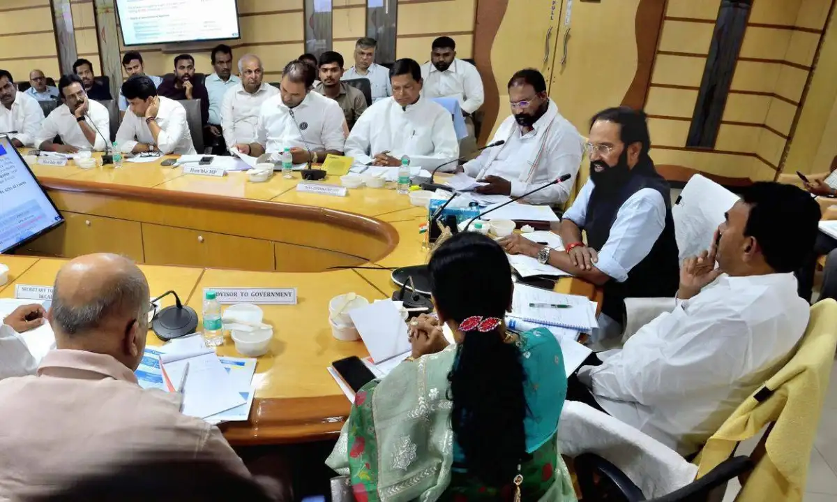 Uttam pledges to make Palamuru-Rangareddy fully operational in 30 months - 4