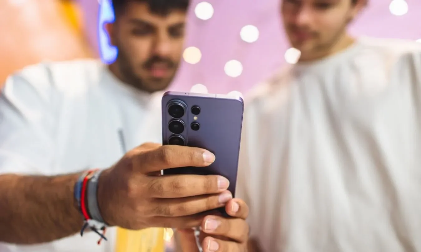 Samsung's Galaxy S26 Phones Will Work With Apple's AirDrop, Much Like the Pixel 10 - 2