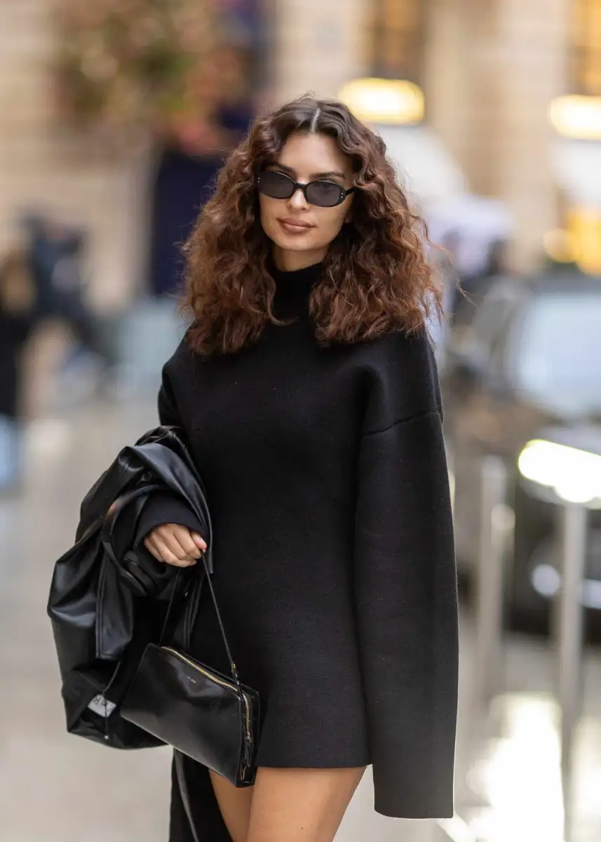 Emily Ratajkowski leaves almost nothing to the imagination as she ditches her top and puts flashes major sideboob while leading the stars at Loewe show amid Paris Fashion Week - 1