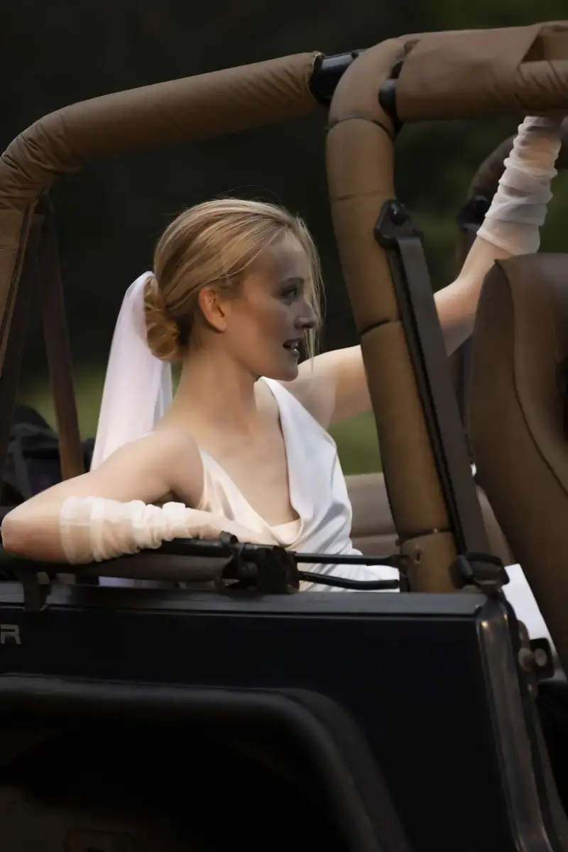 Carolyn Bessette’s Dress Designer Reacts to Love Story’s Wedding Scene - 3