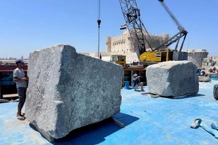 Rebuilding the Lighthouse of Alexandria, Block by Virtual Block - 2