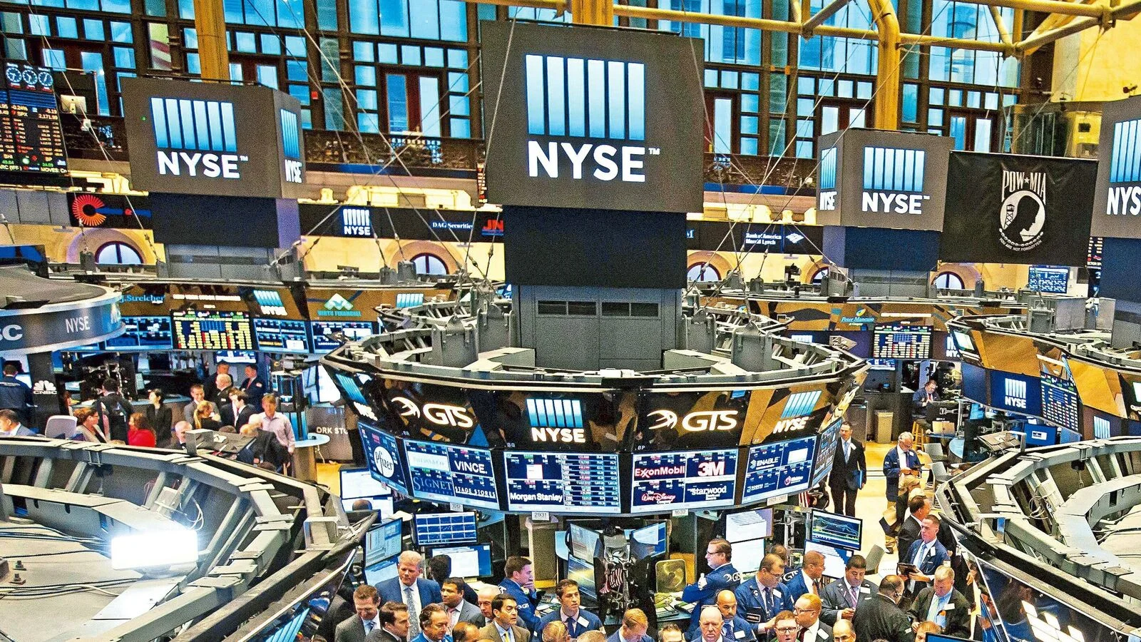 Infosys Stock Rises Over 3 Pc After Strategic Tie-Up With Anthropic - 4