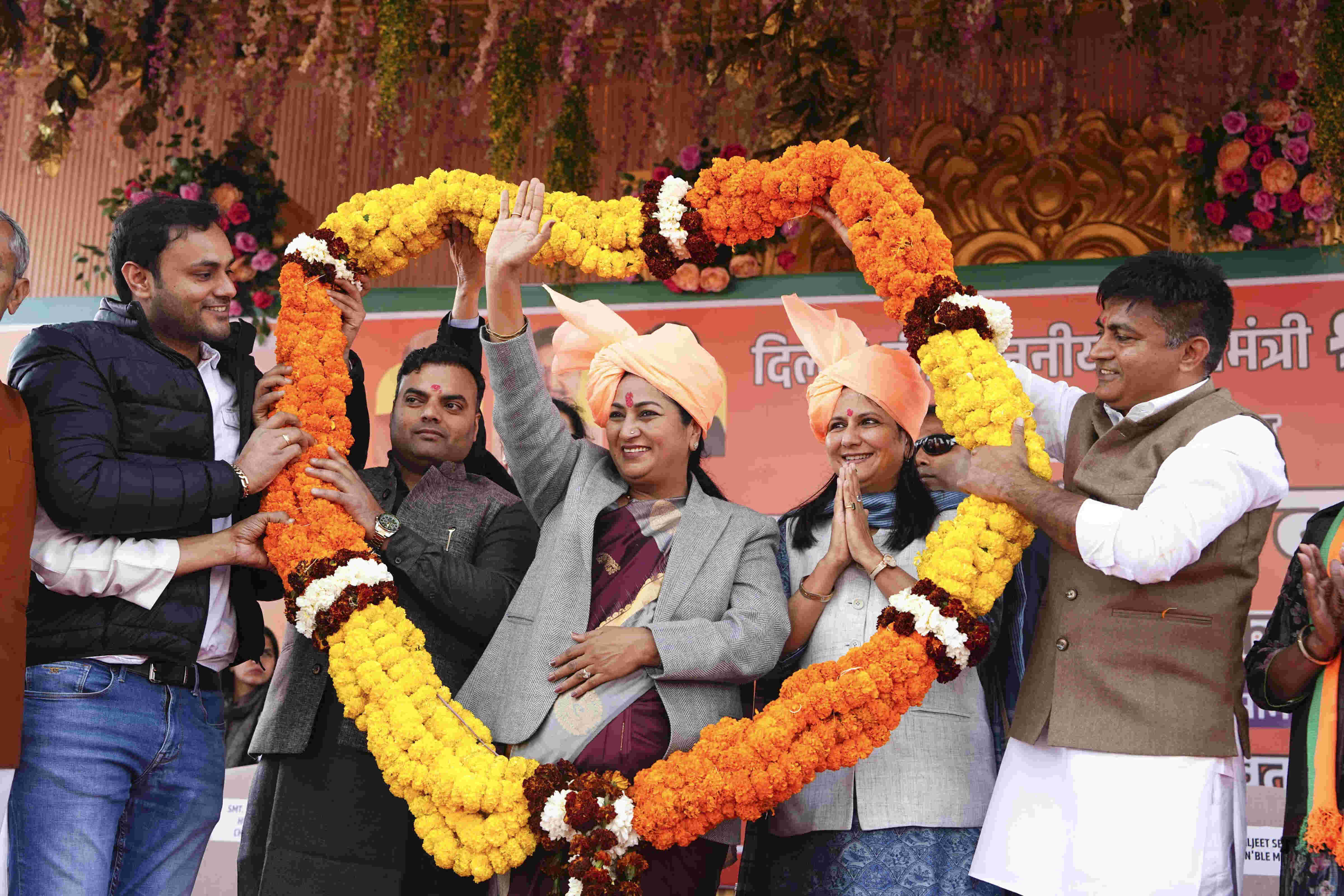 Govt. to flag off 500 e-buses to mark year in power: CM - 3