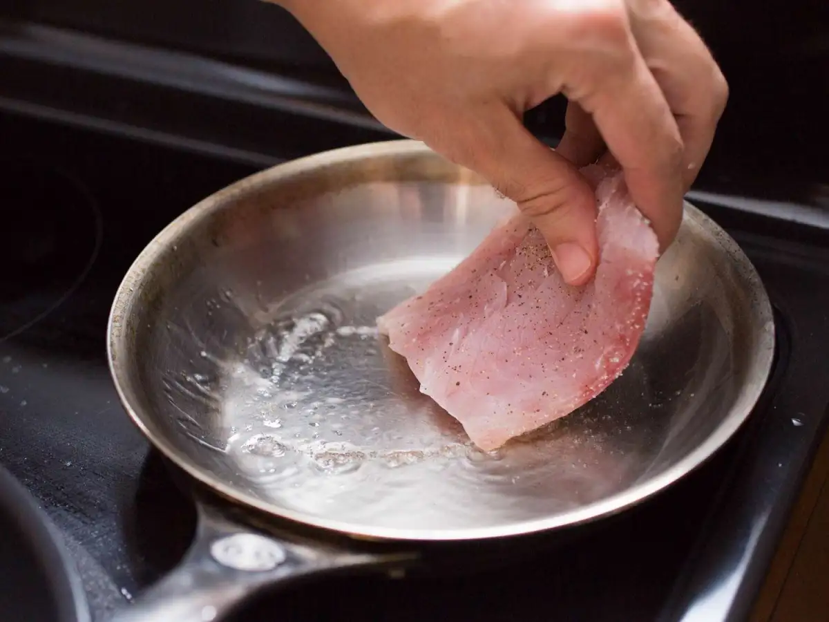 What’s the secret to crisp-skinned fish? | Kitchen aide - 3