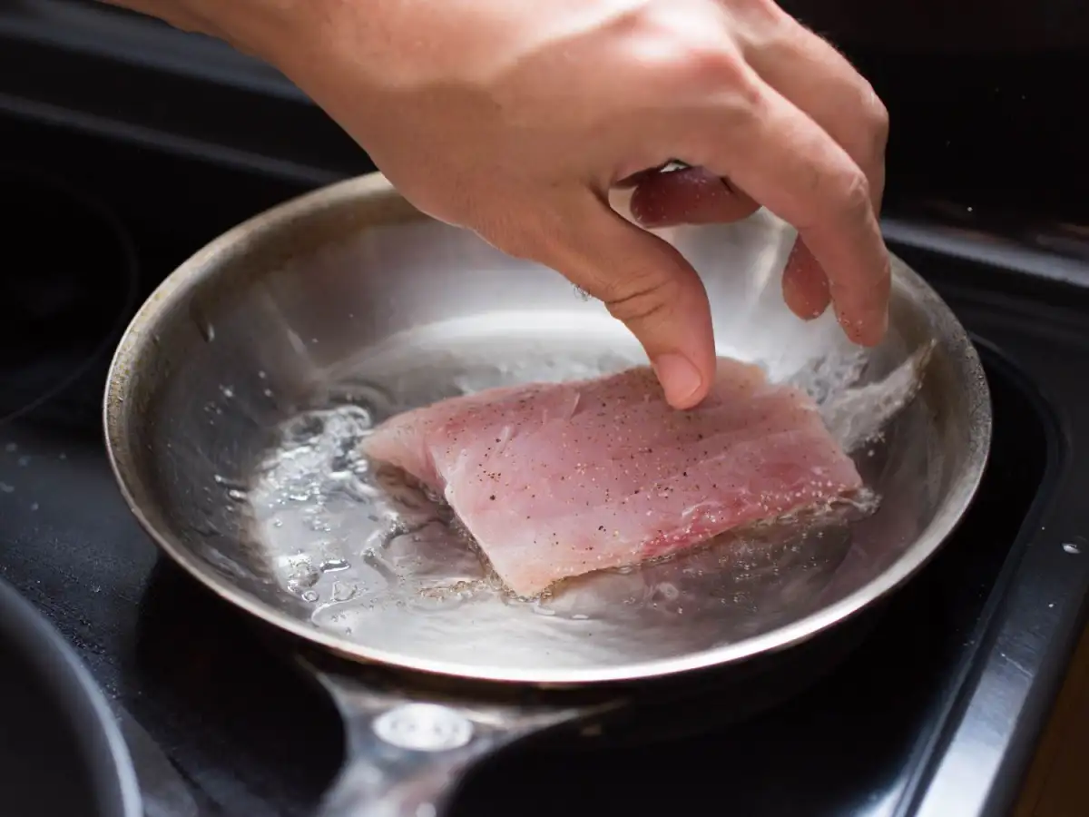 What’s the secret to crisp-skinned fish? | Kitchen aide - 4