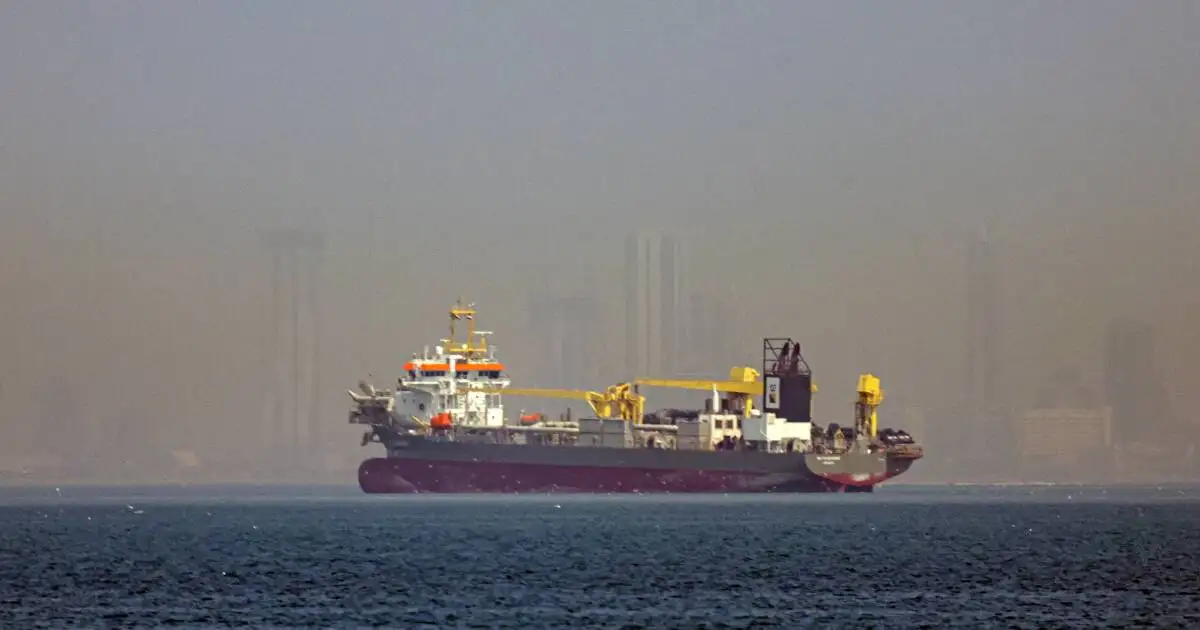 Docked boats, idle tractors — the Iran war fuel crisis is hurting Australia - 2