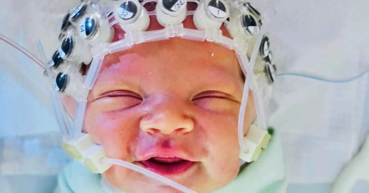 Born to dance! Babies have a sense of rhythm from birth, study claims - 3