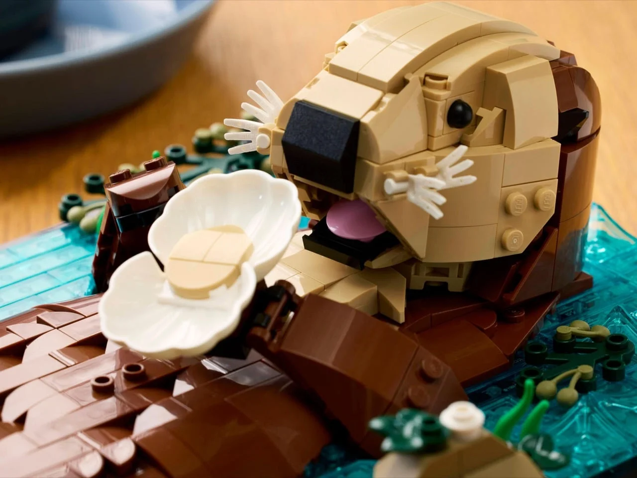 The Incredibly Cute LEGO Floating Sea Otters Set Is Now Up for Preorder - 4
